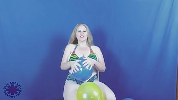 Custom Fetish Alejandras Sexy Beach Ball Romp Pop Xxx Premium Porn Videos