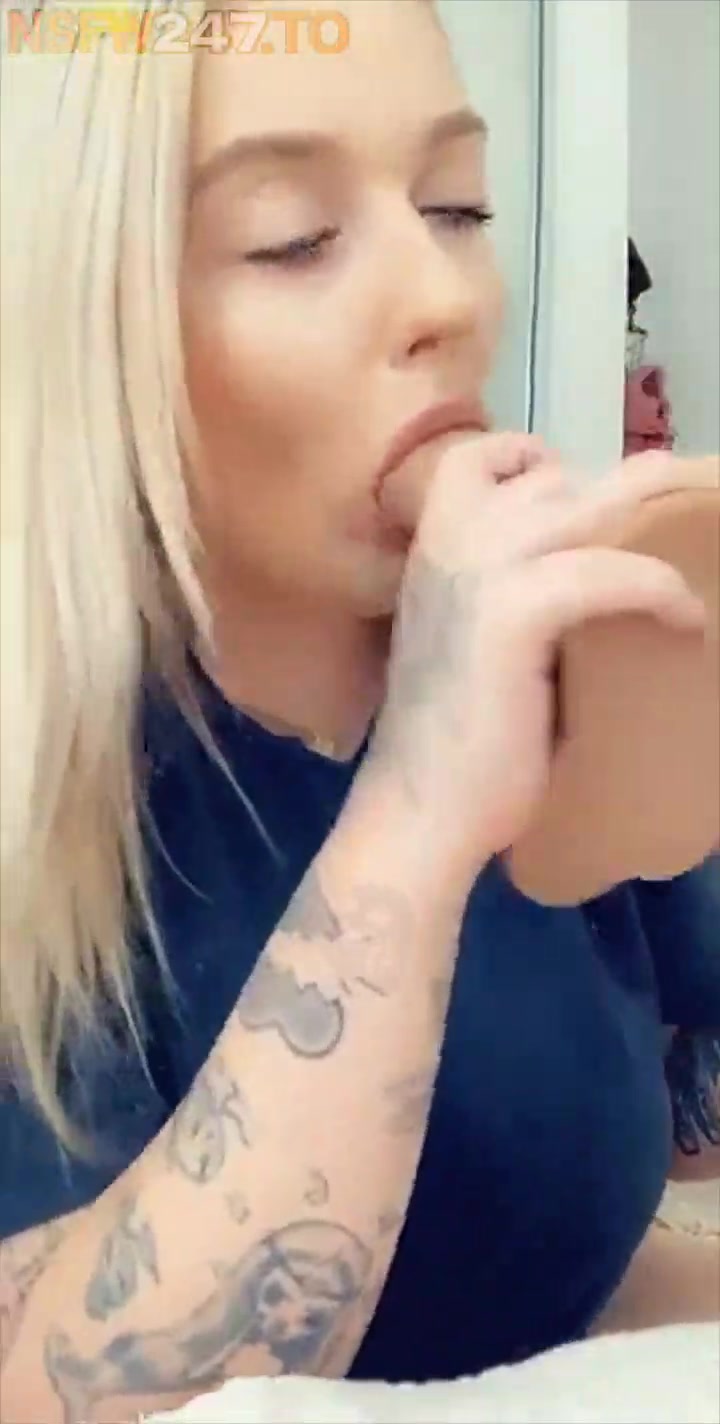 Softerroses Dildo Deepthorat Snapchat Premium Porn Videos