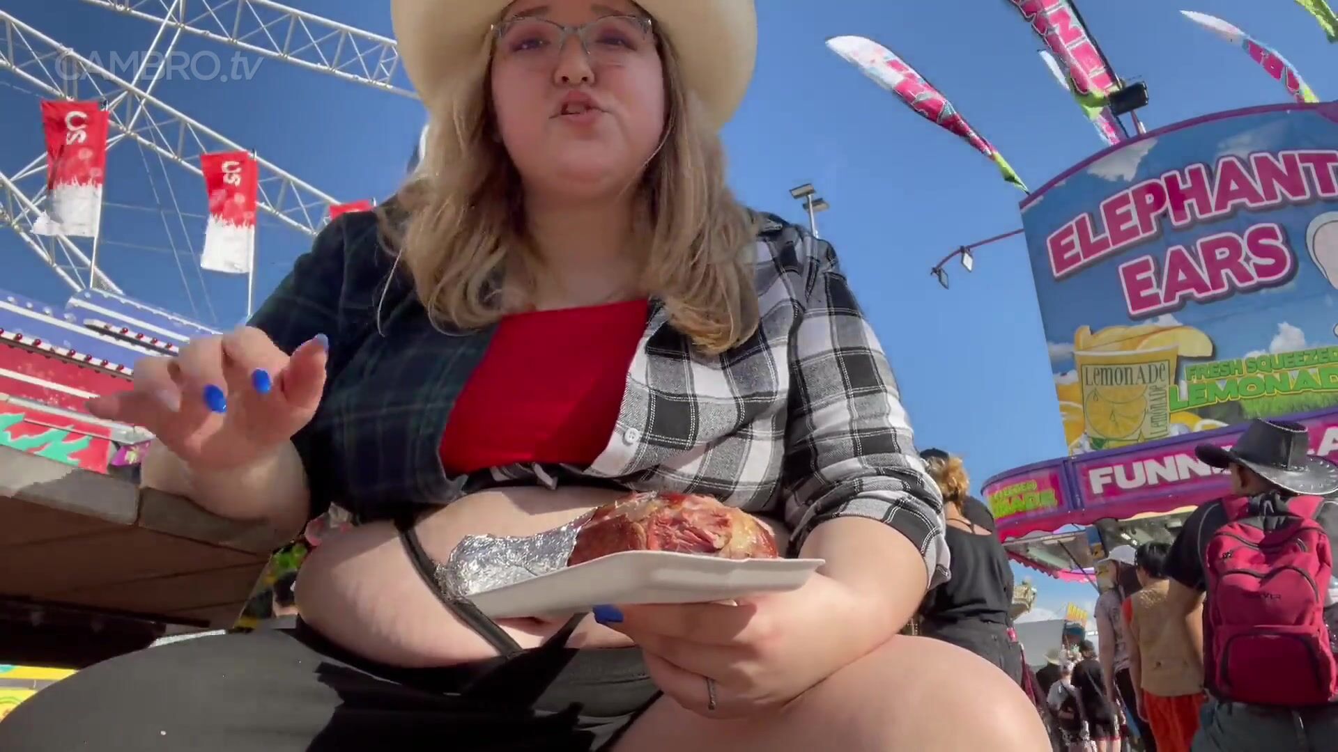 Laura fatty, public pig out porn video