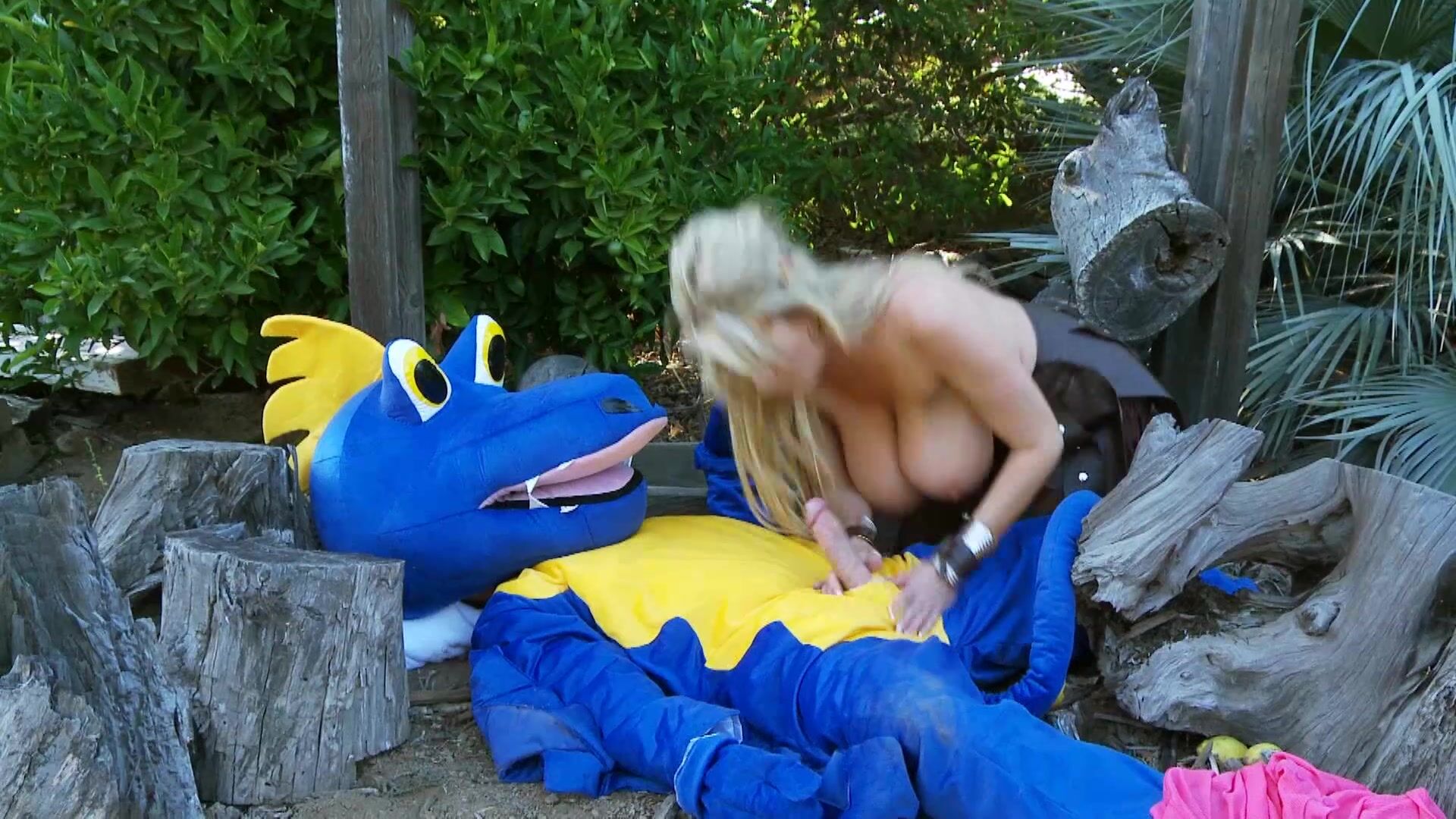 Kelly Madison - How to Blow Your Dragon