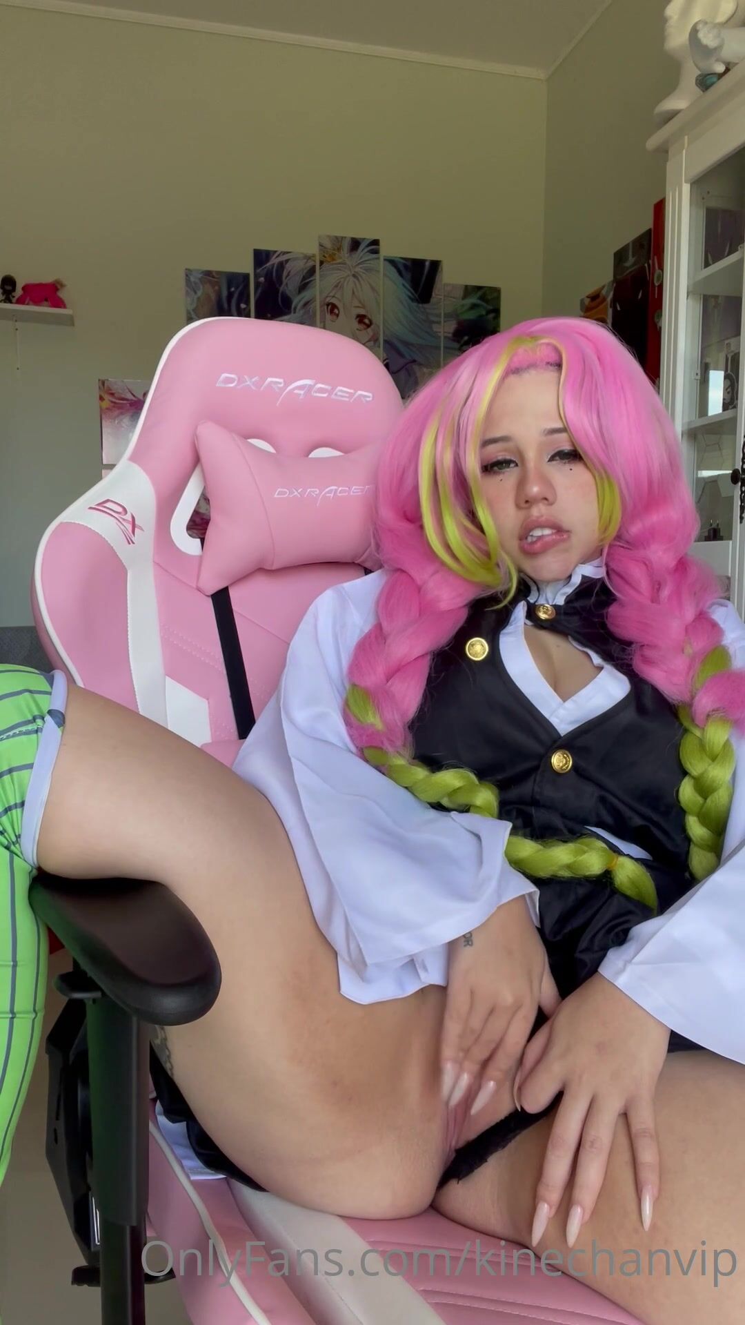 KineChanVIP Mitsuri Demon Slayer Cosplay Solo Pussy Rubbing OF 2 Min