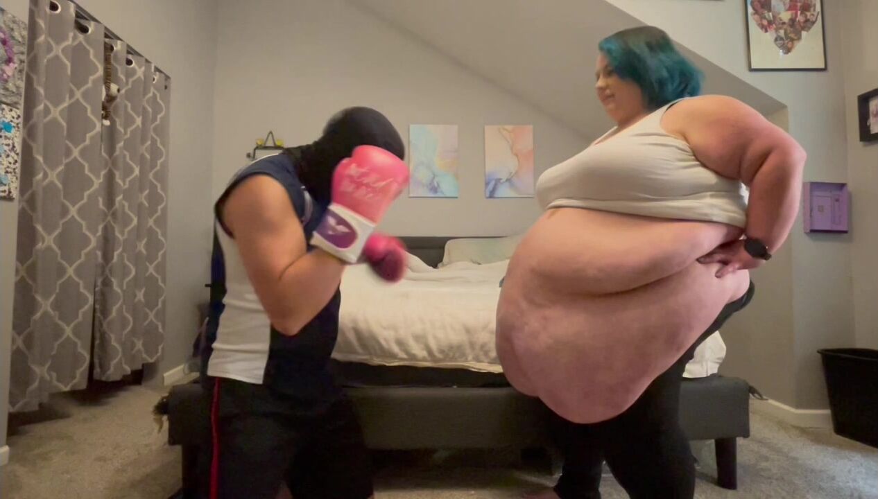 Bbw Celia Belly Punching bag