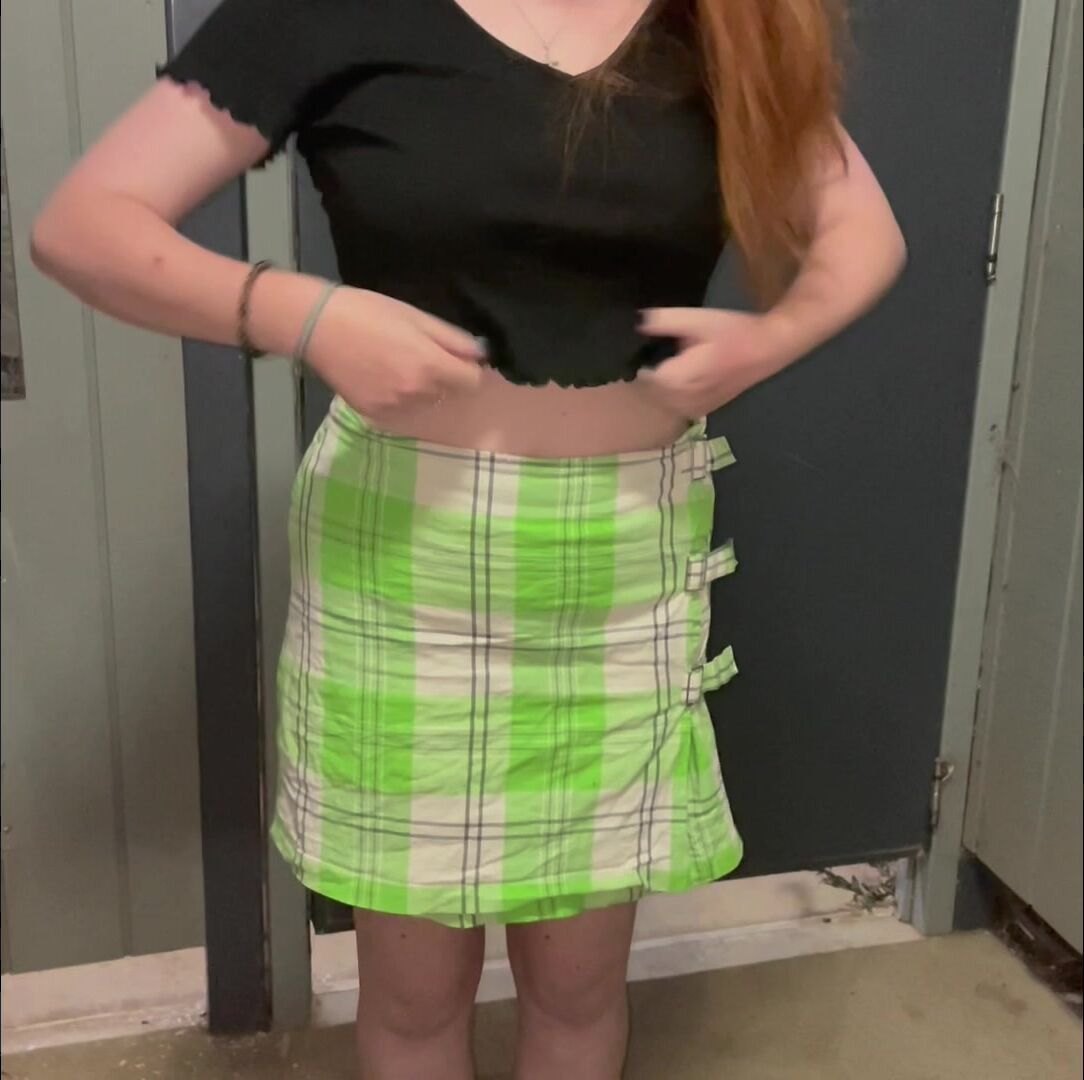 Phoenixxchelsea - Redhead teen strips for fan