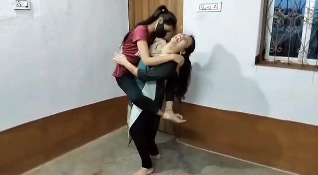 Rani girls lift carry