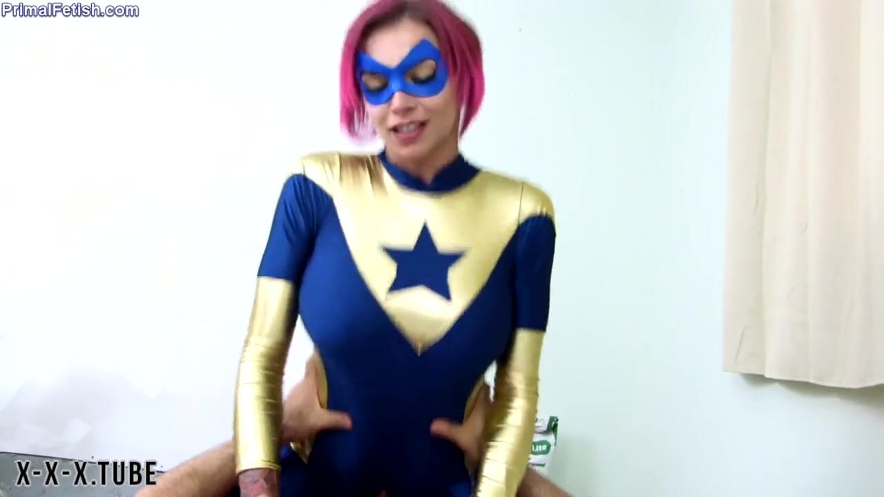 Anna Bell Peaks Superheroine