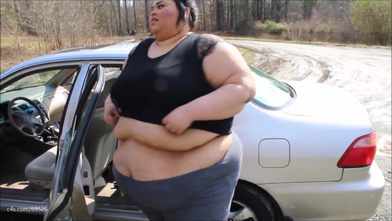 ssbbw with car