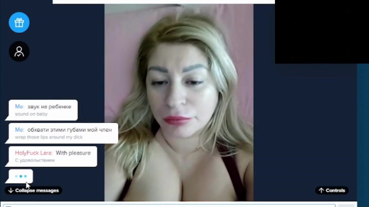 HolyFuckLara Big Lips Bimbo