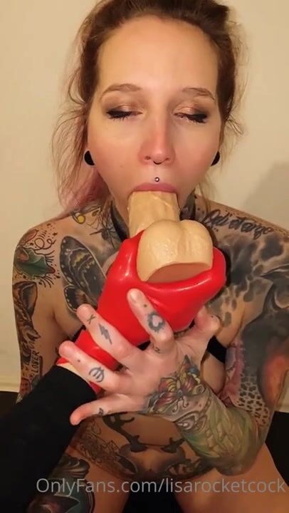 lisarocketcock -- dildo help