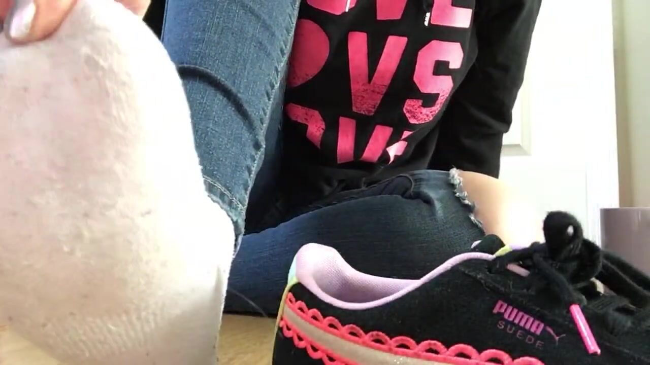 Aliceismore feet 40