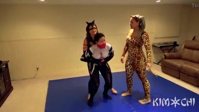 KIMCHI VS SHEENA VS WARRIOR