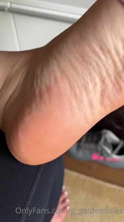 g_goldensoles upclose joi