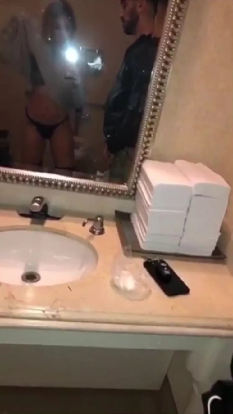 Toilet Sax Mp4 - Austin Reign toilet sex snapchat premium porn videos