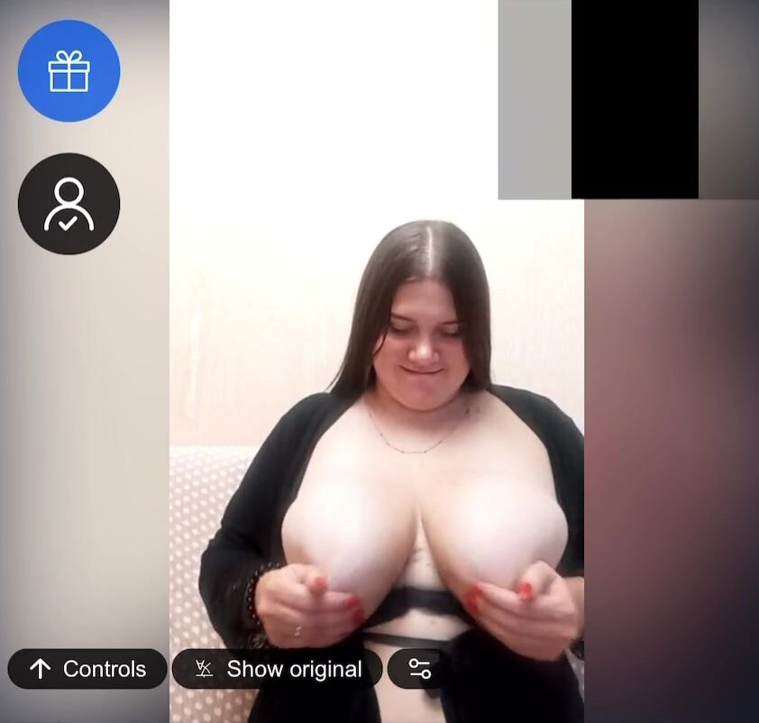 Lily Lily BBW Oily Tits