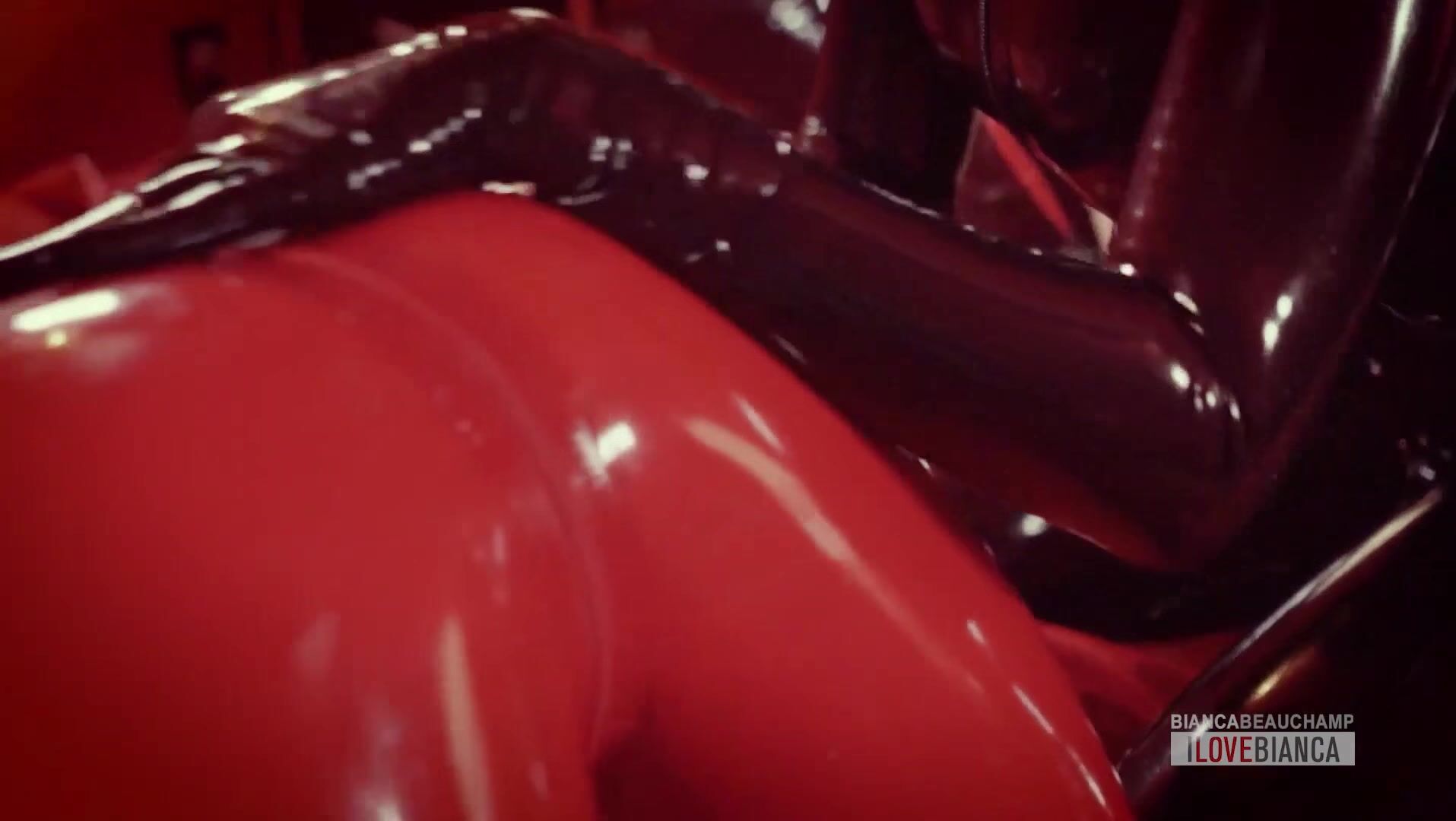 Bianca Red Black Latex