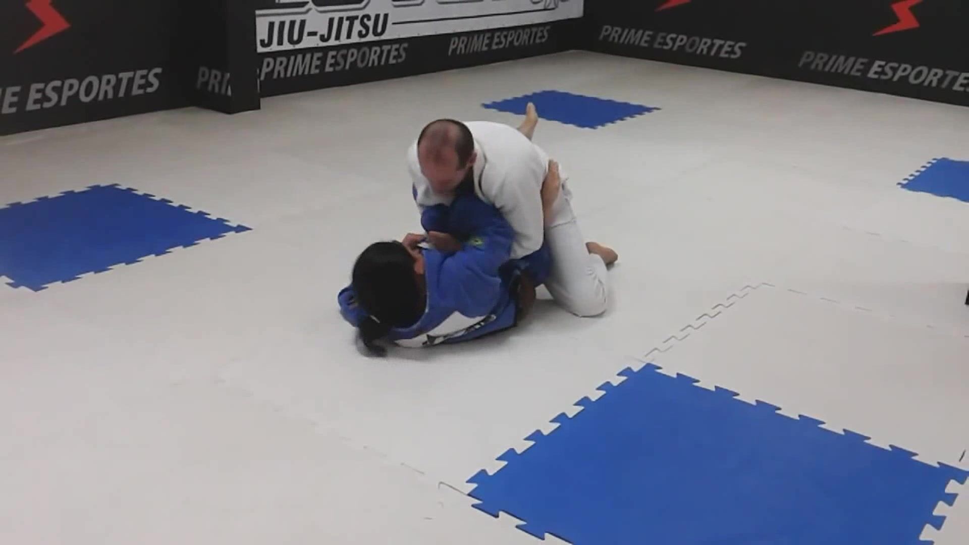 Mixed bjj brazilian jiu jitsu sparring 1