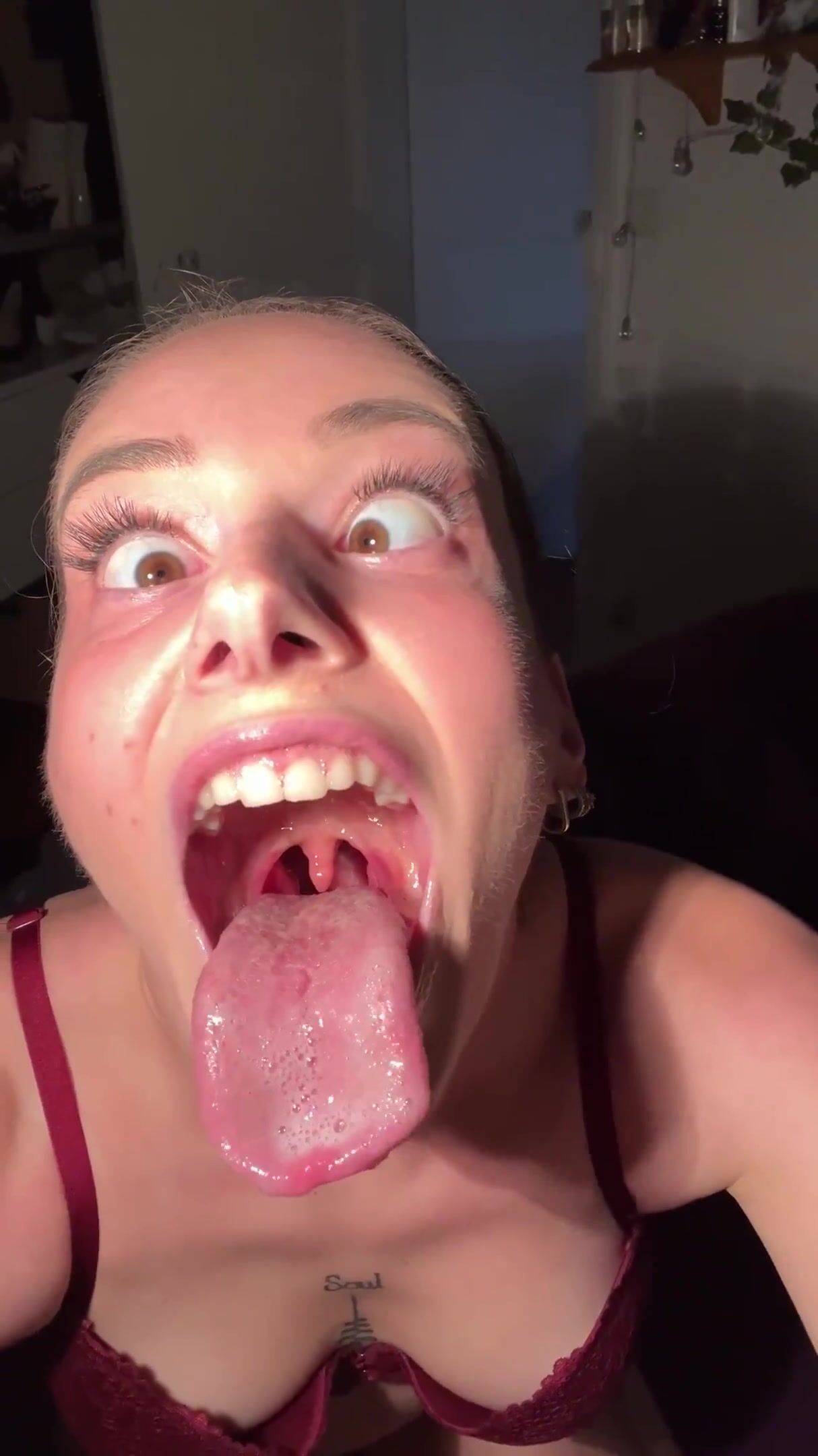 Lolawoo - ahegao tongue