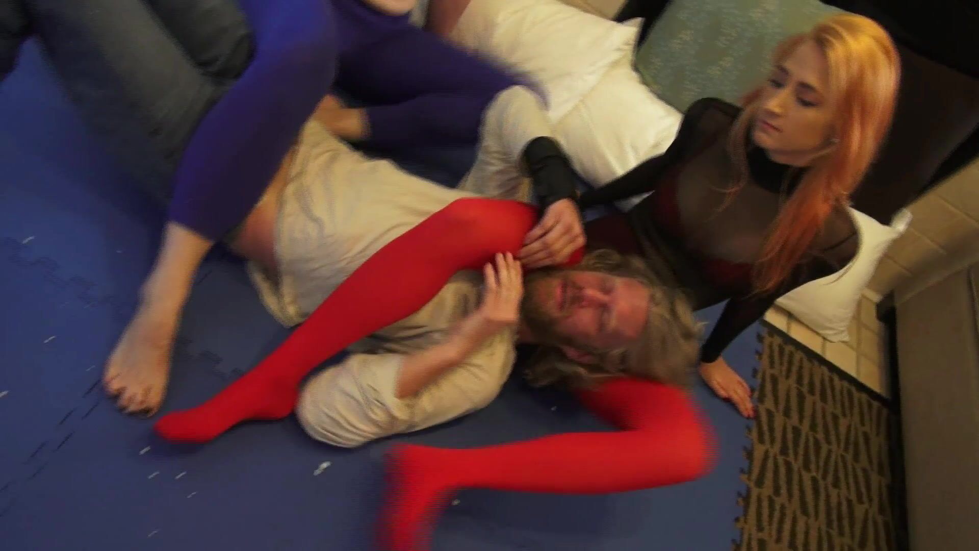 Amadahy headscissor in red pantyhose