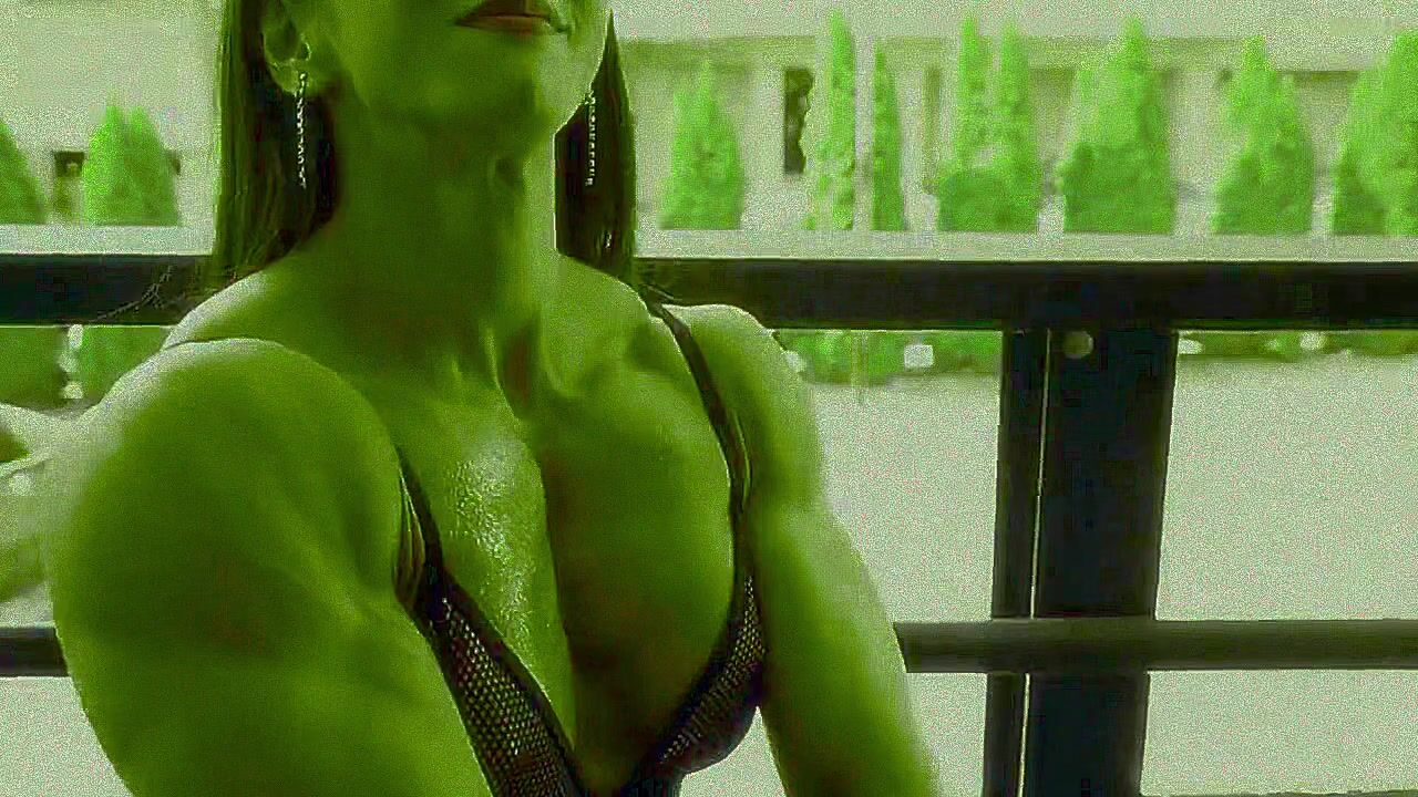 Yeon woo jhi as the she hulk flexing her wet muscles