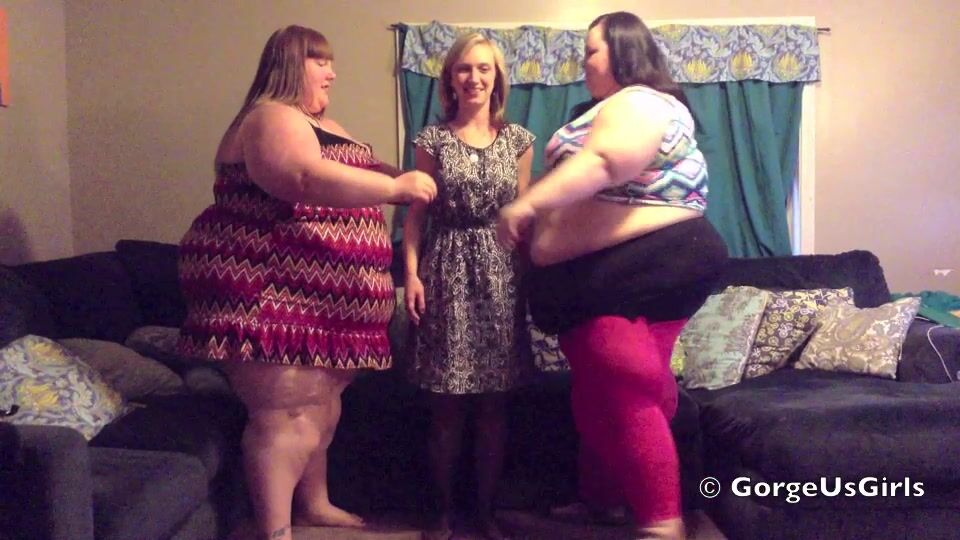 Skinny girl disapear between Kellie Kay and Ssbbw