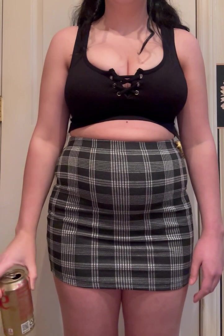 fat tight skirt