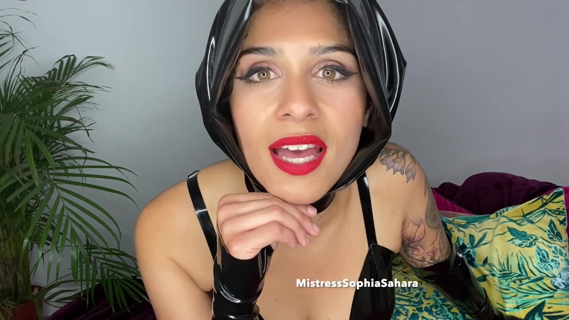 Mistress Sophia - Sahara