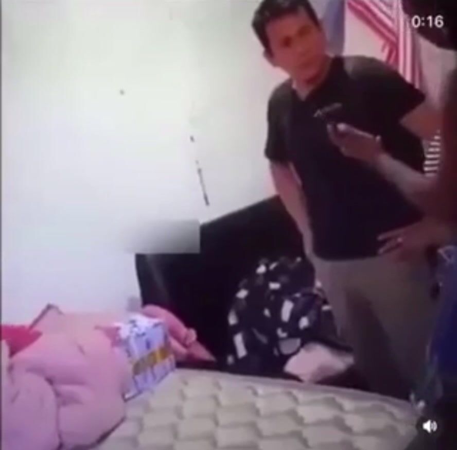 Girlfriend beats boyfriend for cheating