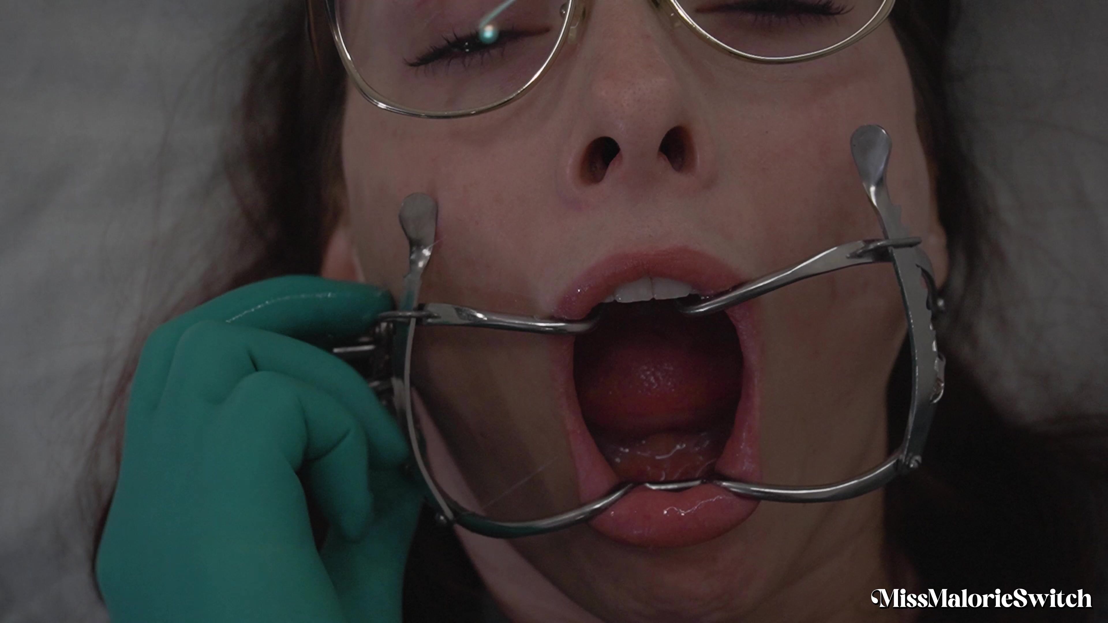 Miss Malorie Switch_Dentist-Fixes-Malories-Gag-Reflex