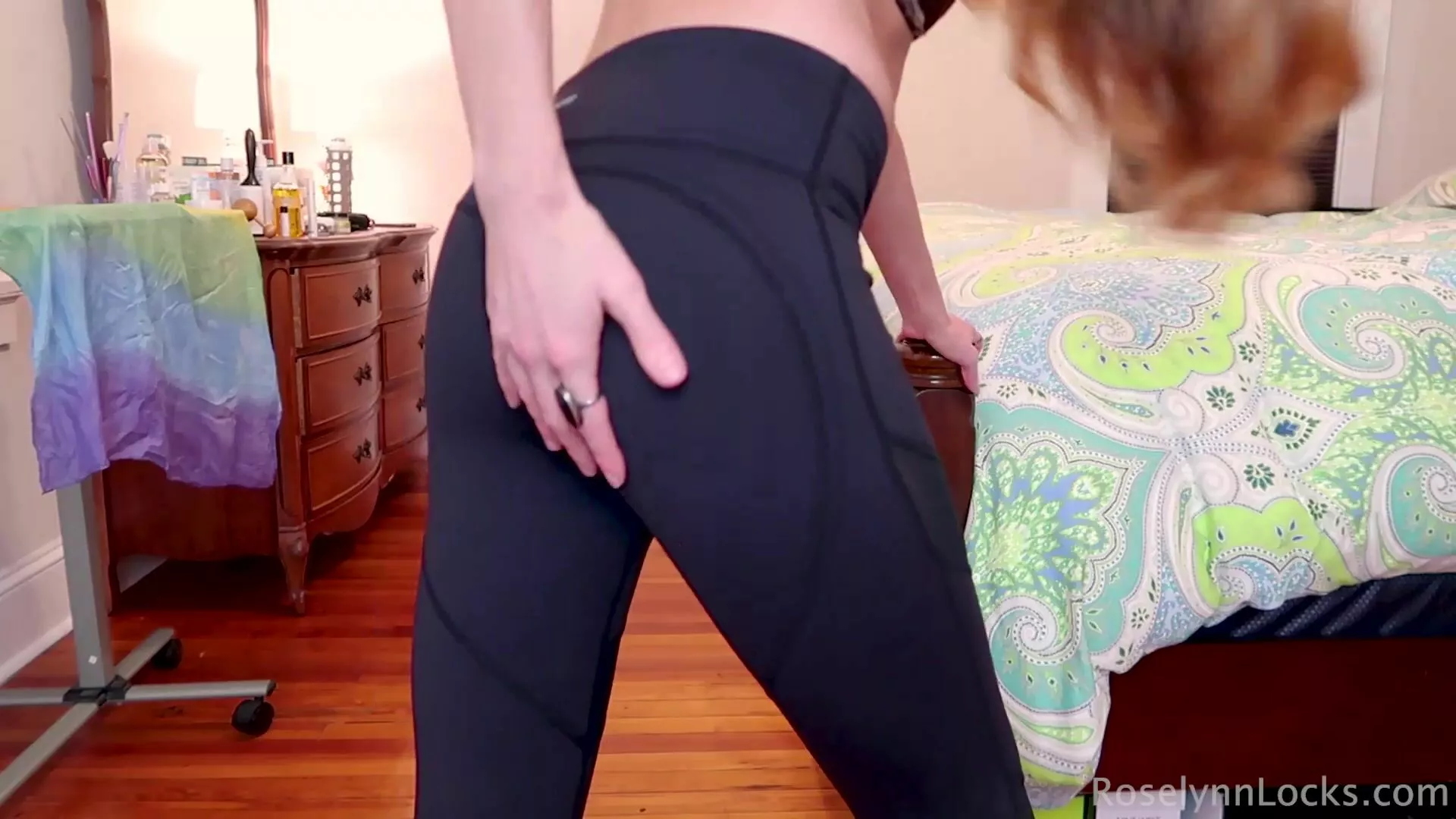 Xxx Vidio For Yoga - Roselynnlocks new yoga pants booty worship xxx video