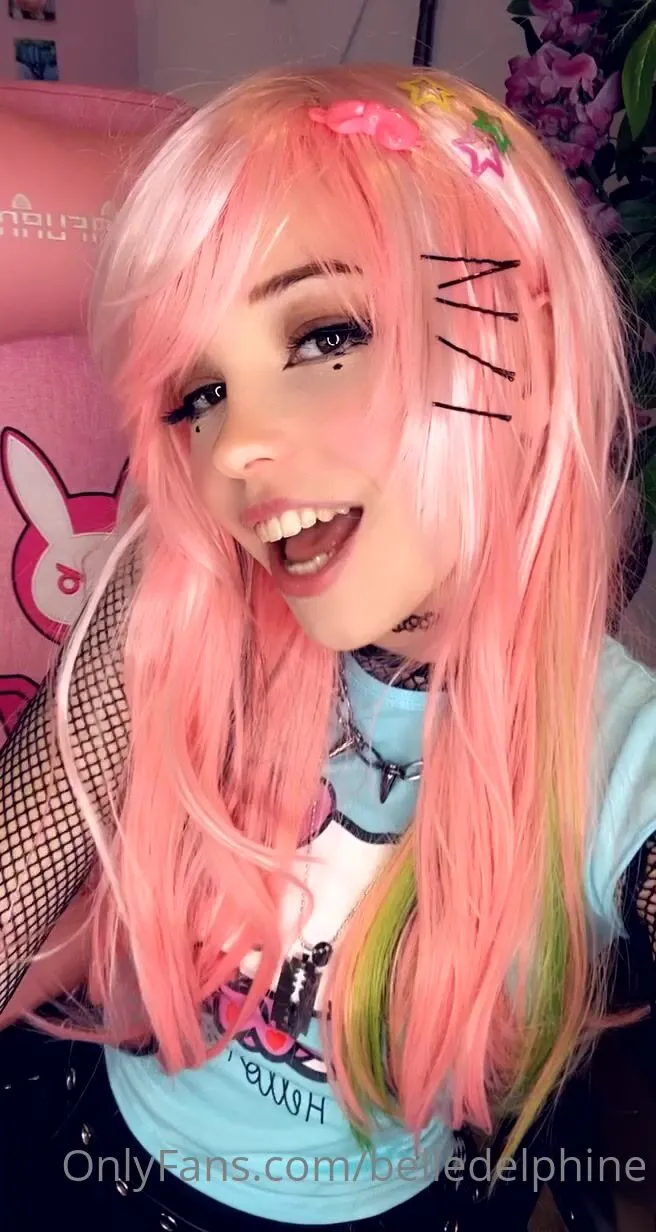 Belle Delphine Pussy reveal (7) premium porn video