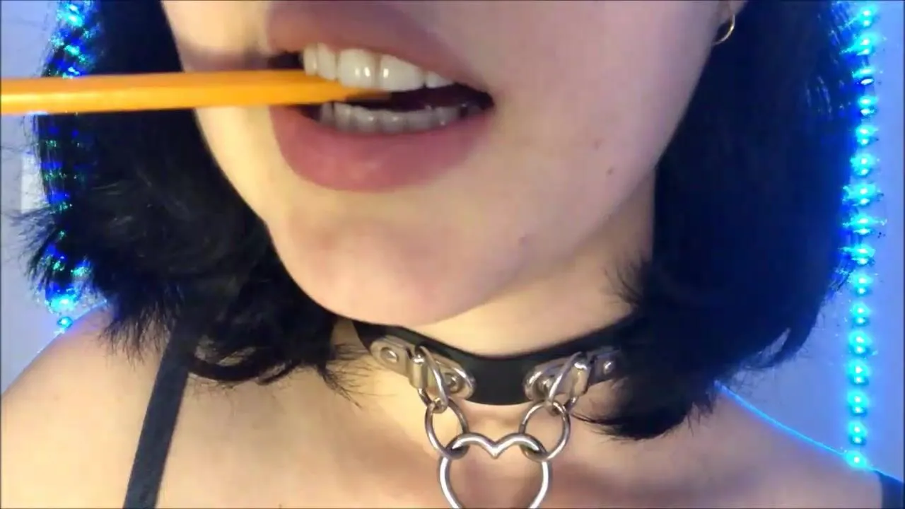 Mercy ASMR Pen Noms XXX Videos