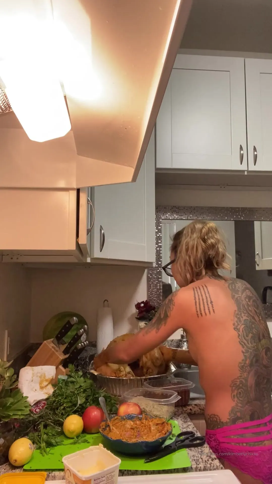 Kimberlychixxx me cooking my turkey topless onlyfans xxx videos