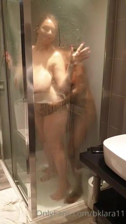 Busty Klara - Shower sex pt.2