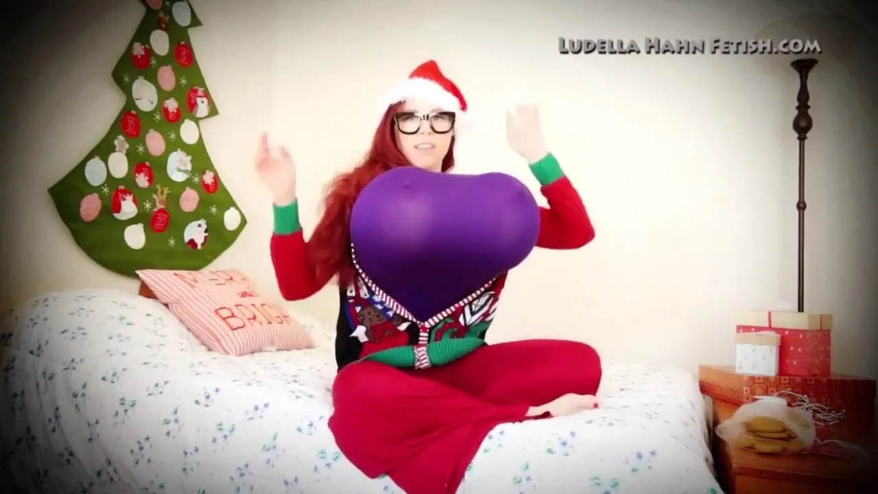 Ludella Hahn The Breast Christmas Cookies Ever