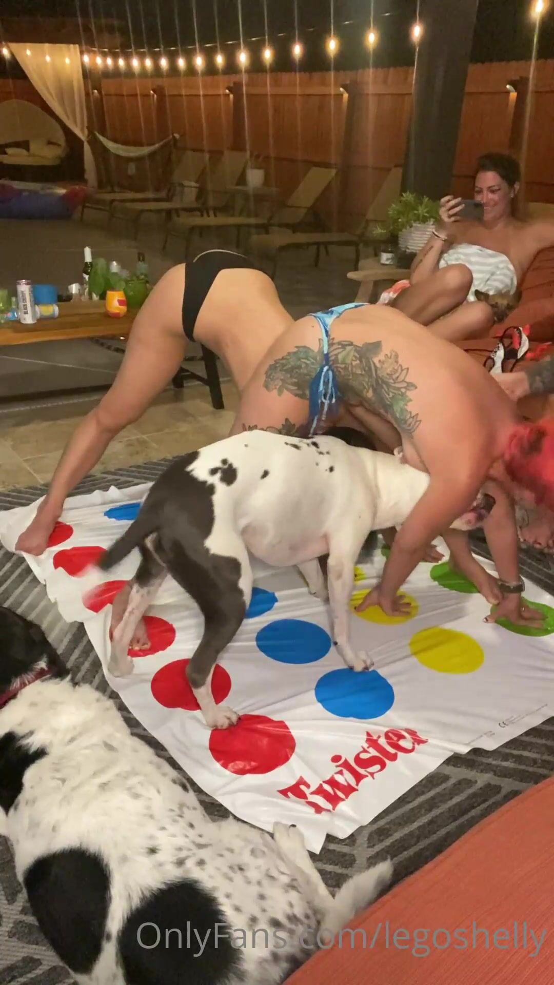 Legoshelly This Is Chaos Topless Twister Fun w Scarletroyale Alligatorxoo  & Dogs xxx onlyfans porn videos