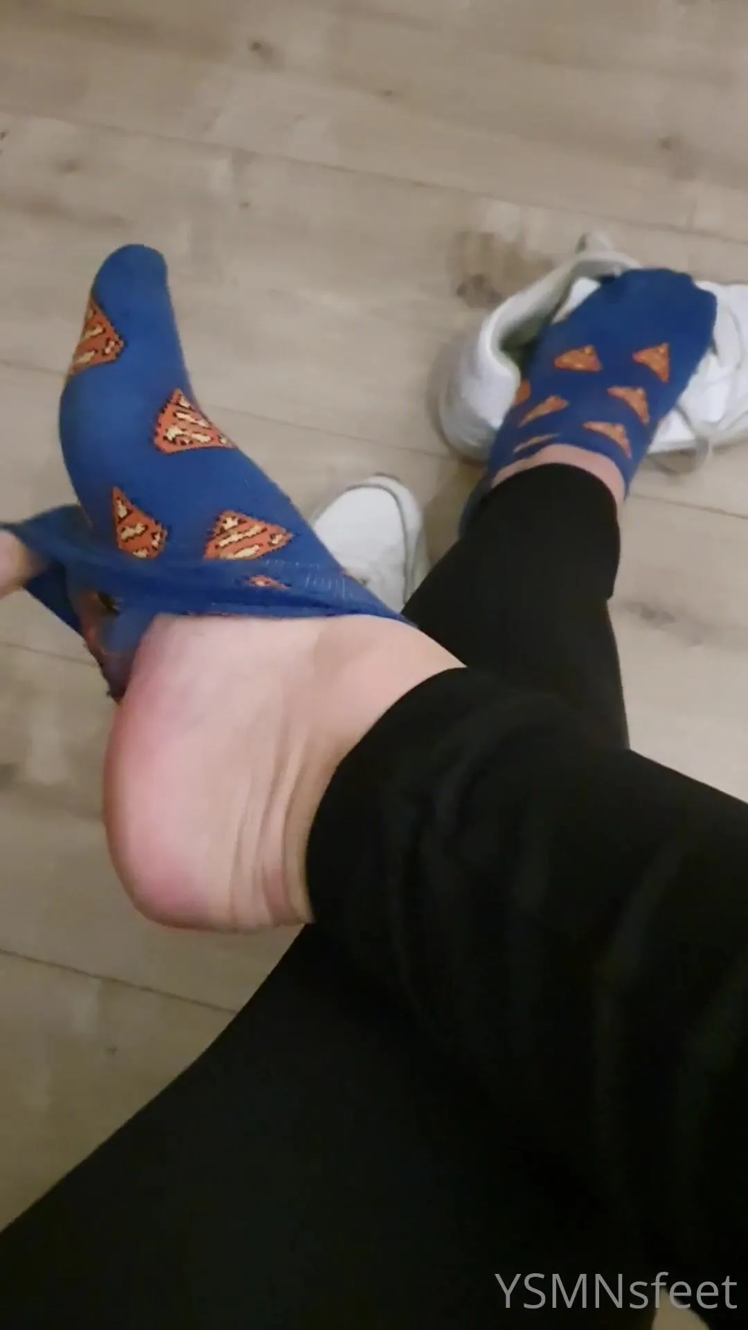 Deliciousdutchfeet Moisty Sweaty Socks Straight From The Moisty Smelly  Nikes Airmax 90 xxx onlyfans porn videos