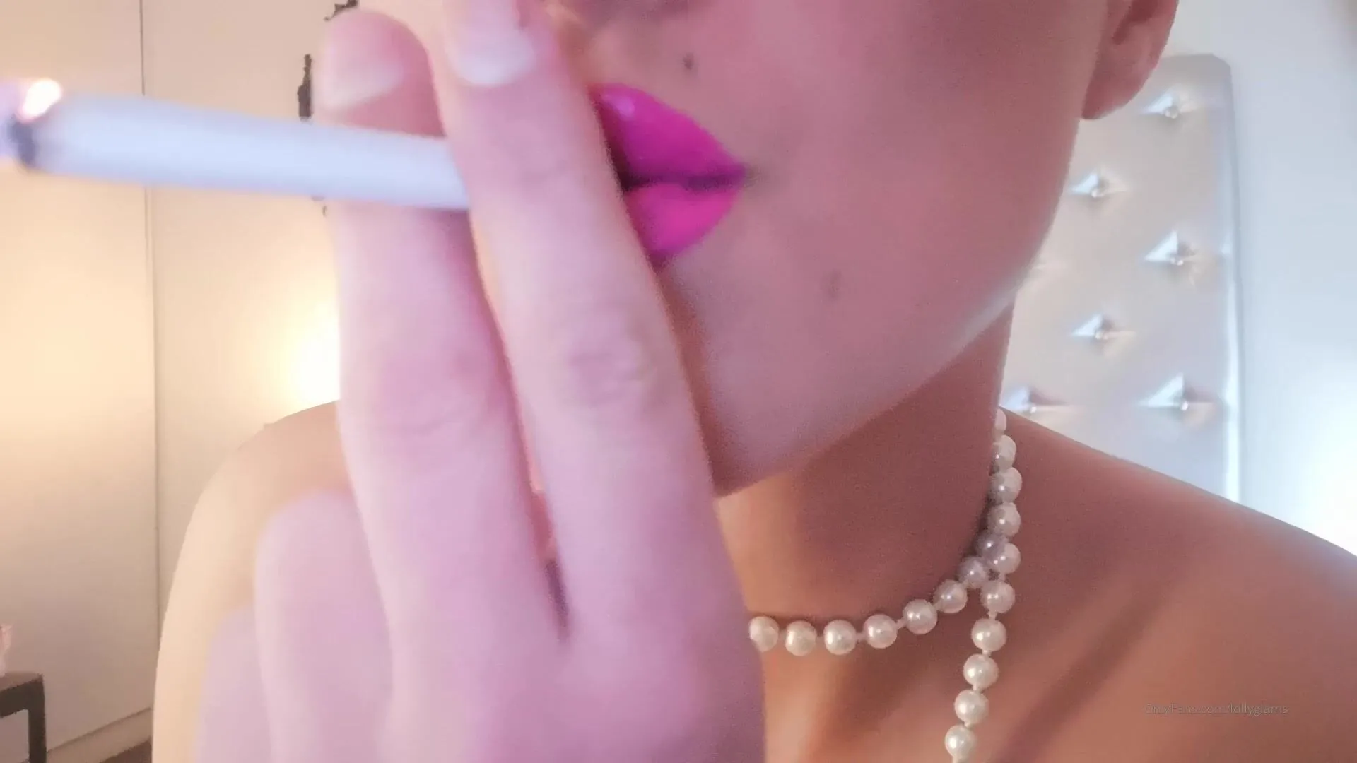 Lollyglams smoke xxx onlyfans porn videos