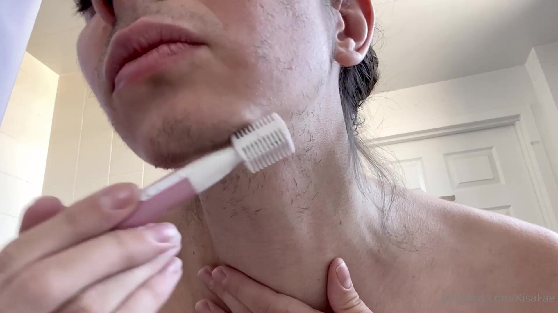 Kisafae trimming all my face fuzz down tip 10 to get the full 7 min clip in  your dm xxx onlyfans porn videos