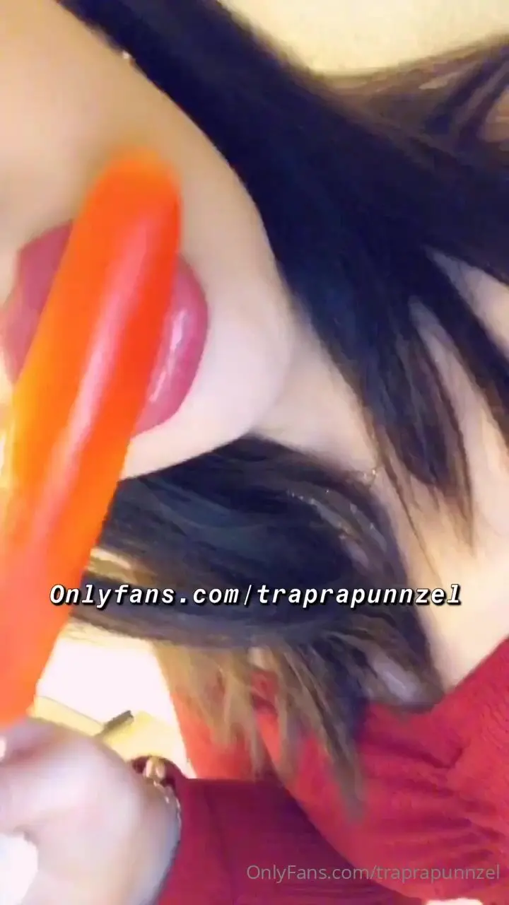 Traprapunnzel love giving head Tip for nude video sucking dick swallowing  onlyfans porn video xxx