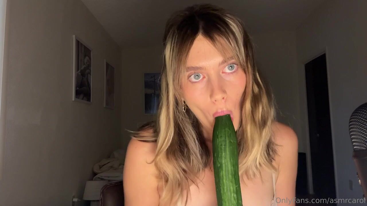 ASMRCarol - Cucumber Sucking