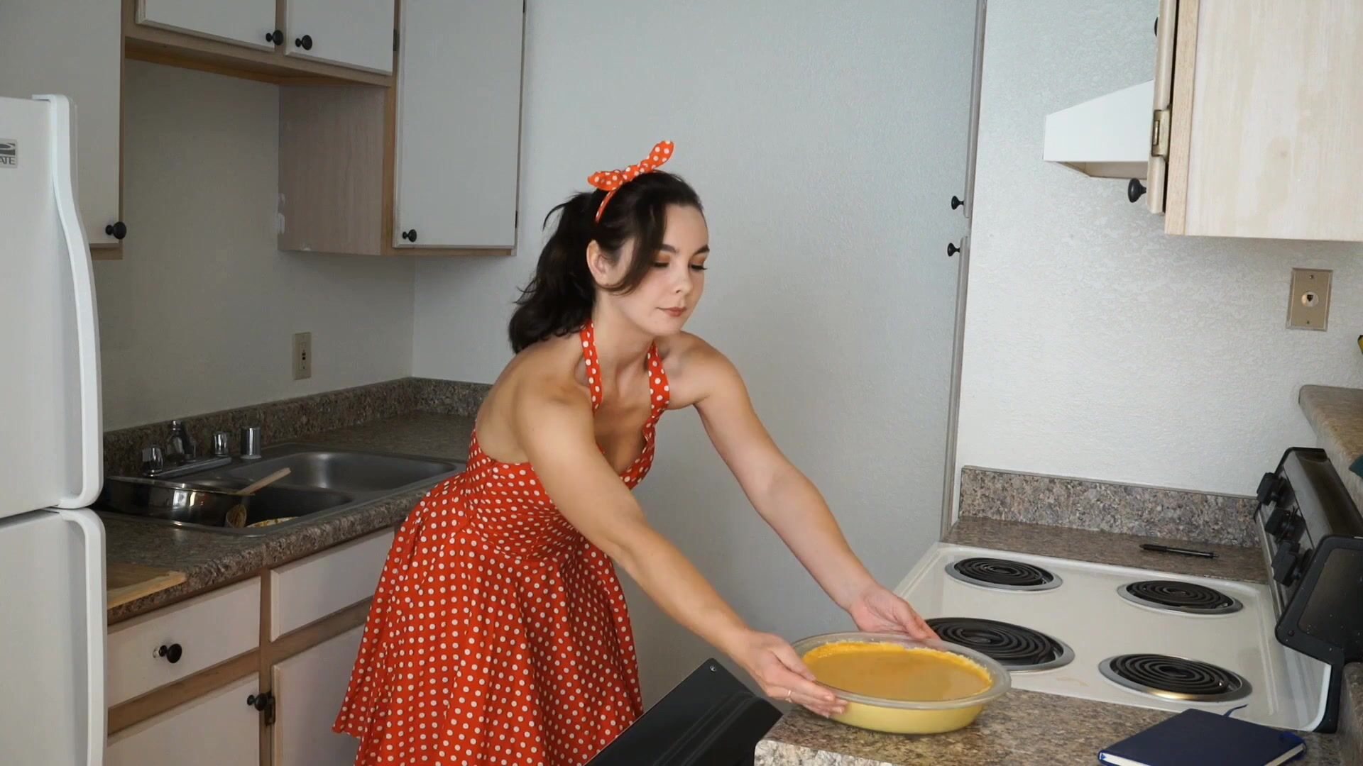 1950s Housewife Porn - Lexxykitty - 1950s Housewife Roleplay