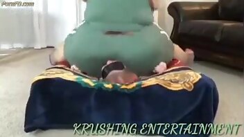 Krushing entertainment butt drops facesitting 