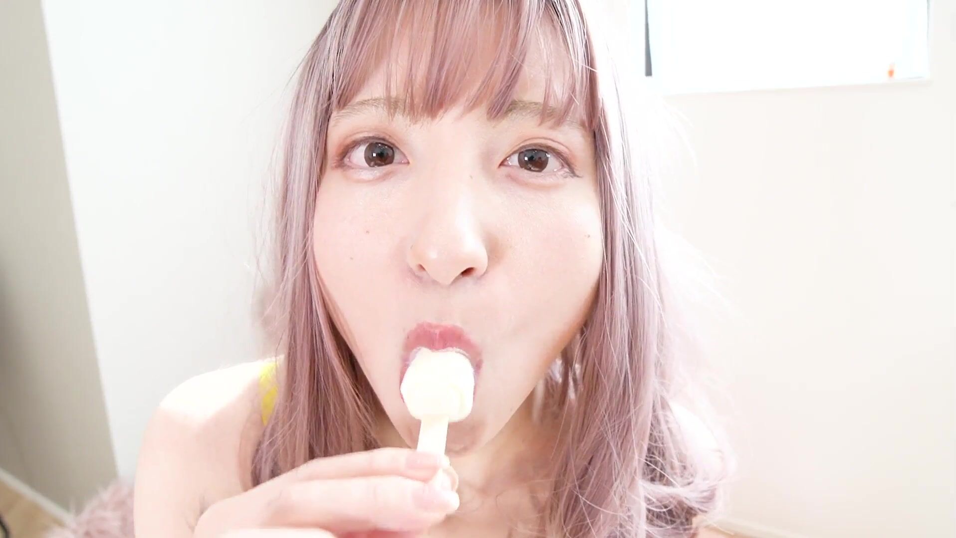 ASMR UuChan Patreon 7 ASMR licking ice cream Sexy lingerie Video premium  porn video