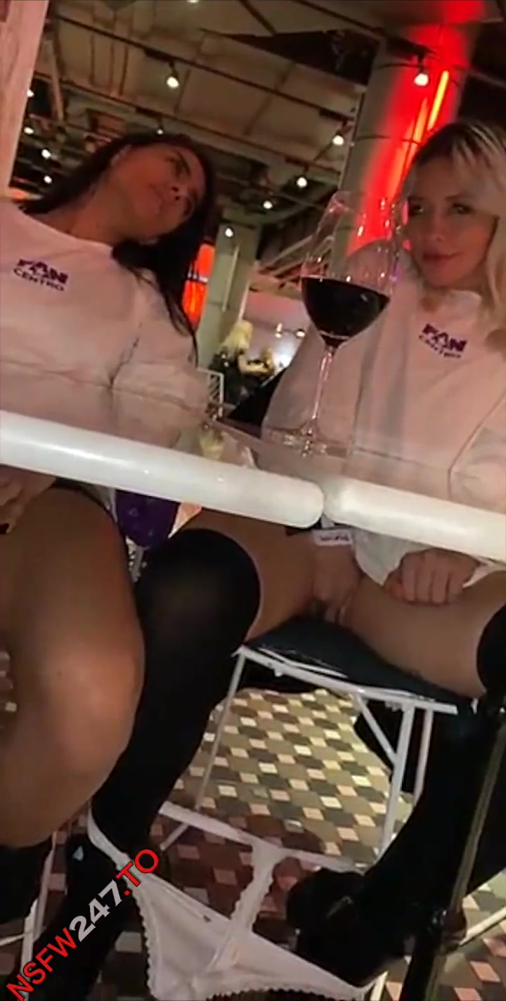 Images Of Latina Pussy Flashers - Unikorn latina girls flashing pussy in restaurant snapchat xxx porn videos