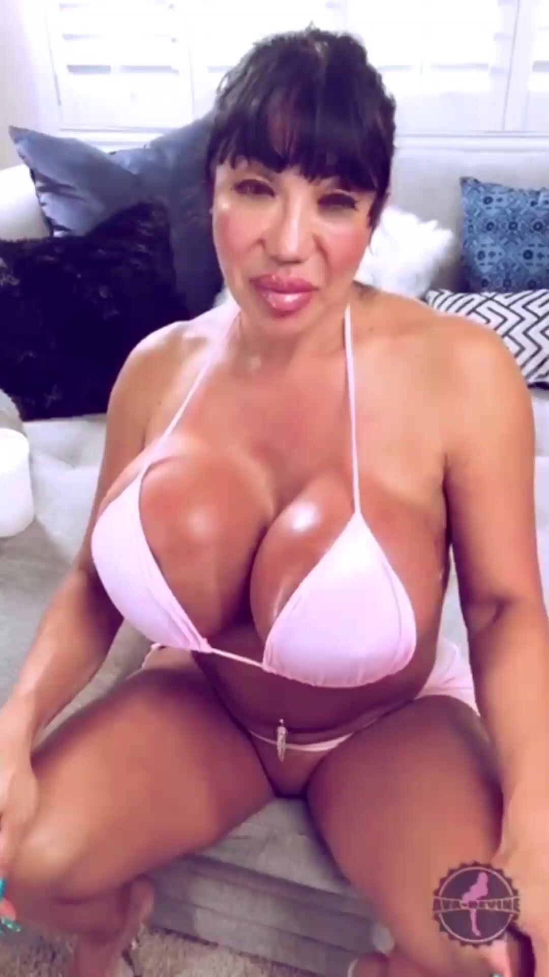 Avadevine keep an eye out for my new video i will be sending to yo