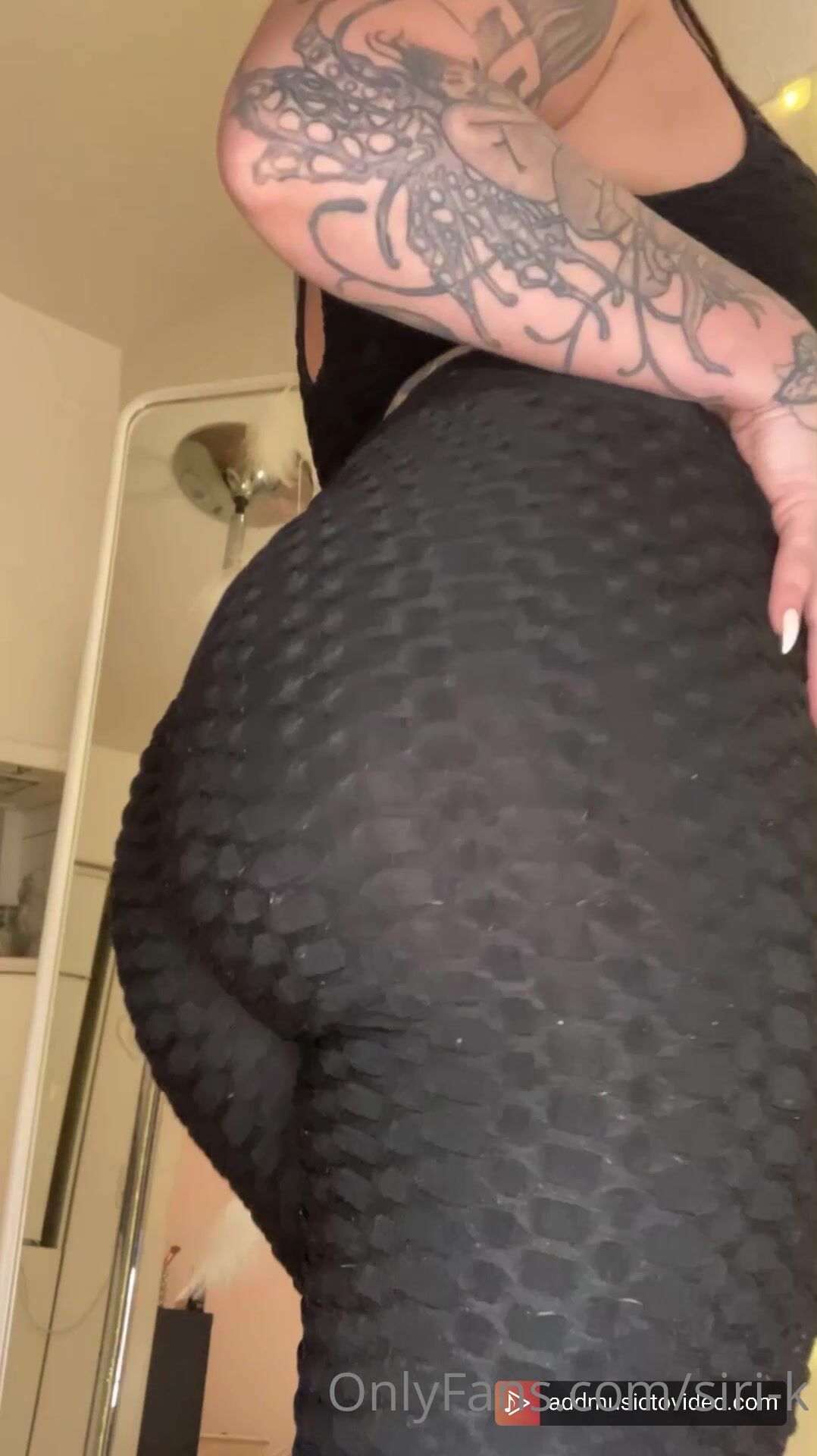 Siri k i love my new leggins tip if u onlyfans xxx porn videos