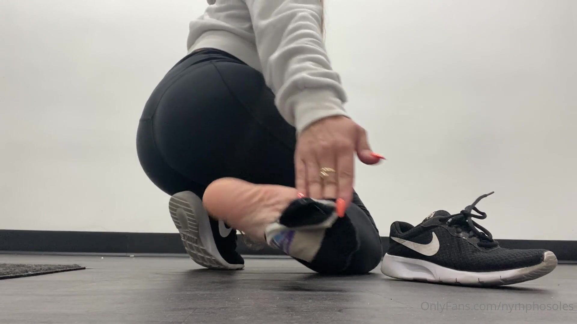 Nymphosoles i love how wrinkly my sweaty soles get after the gym almost got  caught sniffing